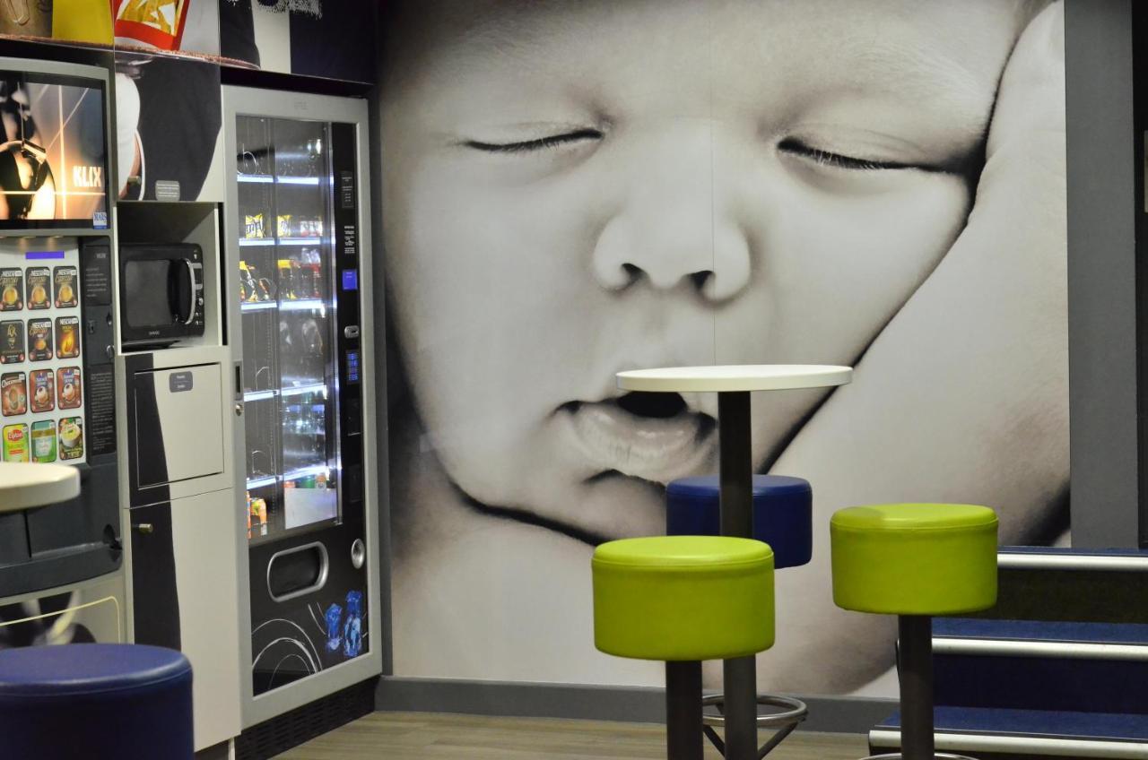 Ibis Budget Pau Лескар Экстерьер фото