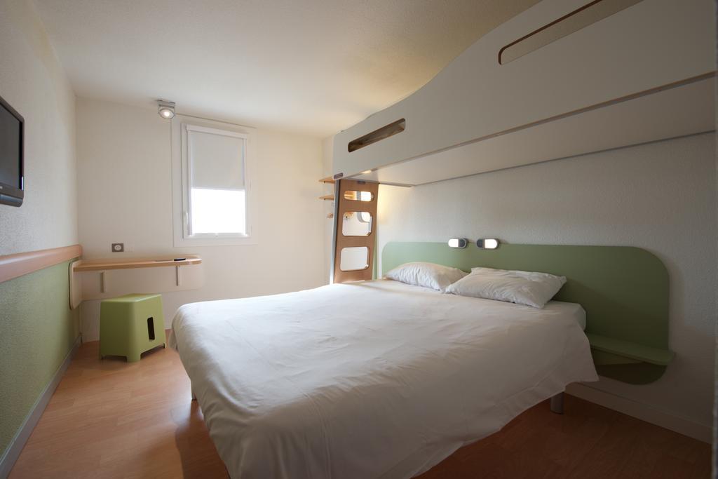 Ibis Budget Pau Лескар Экстерьер фото