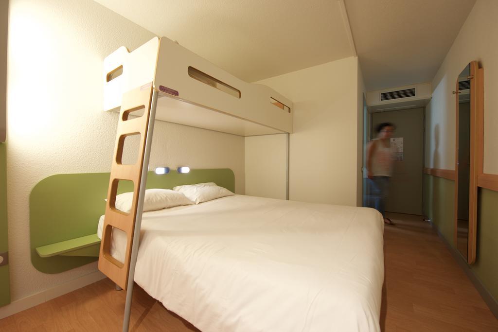 Ibis Budget Pau Лескар Экстерьер фото