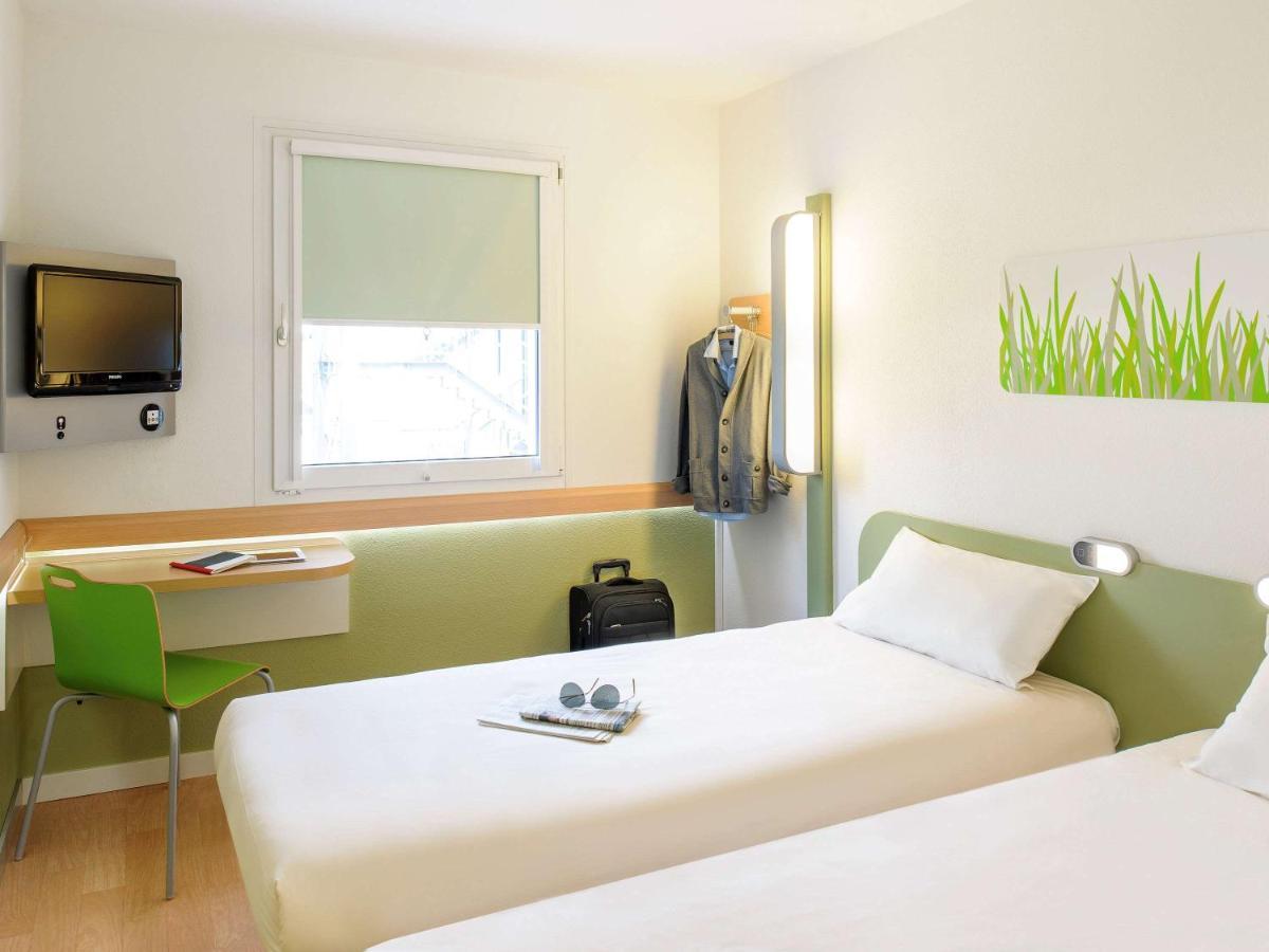 Ibis Budget Pau Лескар Экстерьер фото